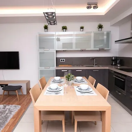 Zeta Lux Apartment *
