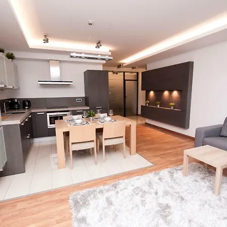 Zeta Lux Apartman *